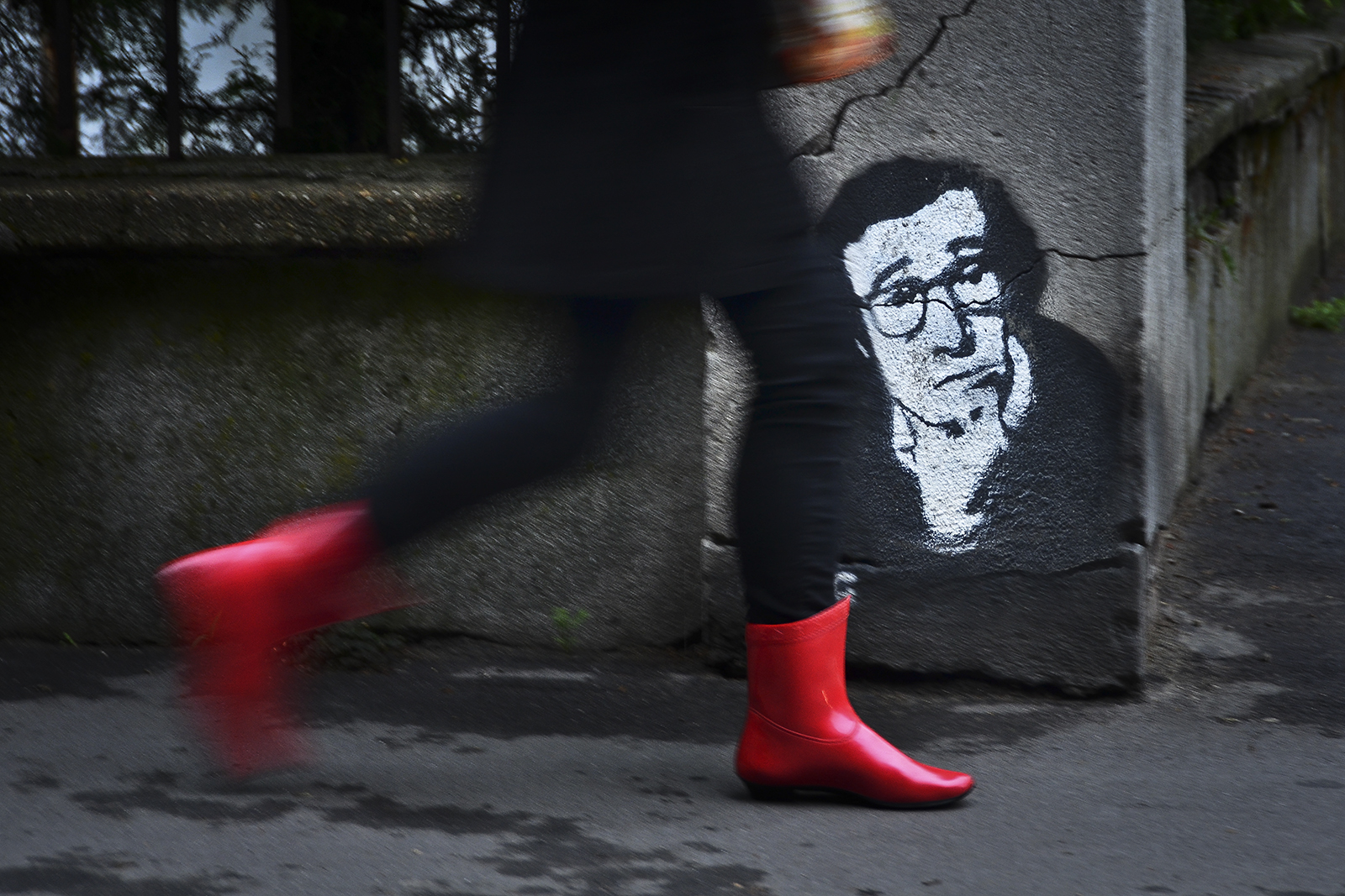 WOODY-ALLEN-RED-BOOTS-AUTHOR-DRAGAN-M-BABOVIC